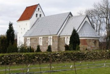 Her er et billede af Læborg Kirke